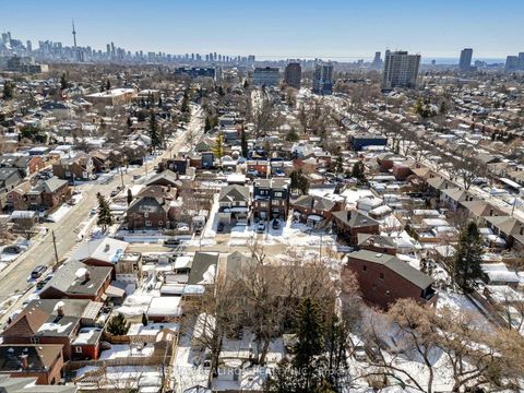 Photo 34 at 4 Coates Avenue, Oakwood Village, Toronto