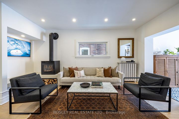 Photo 0 at 110 Grenadier Road, Swansea, Toronto