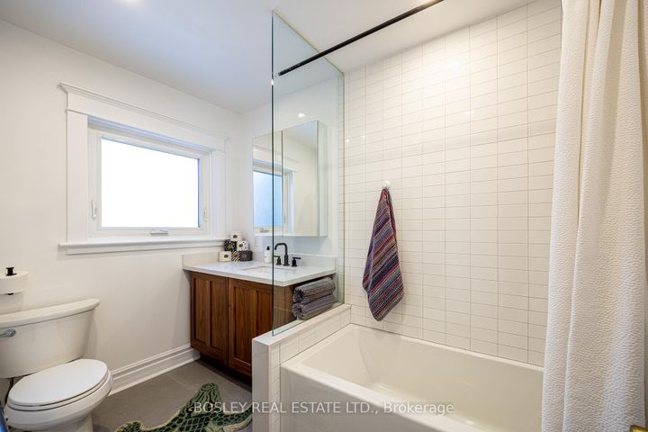 Photo 20 at 110 Grenadier Road, Swansea, Toronto