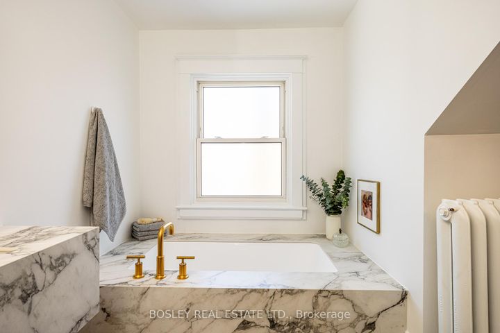 Photo 29 at 110 Grenadier Road, Swansea, Toronto