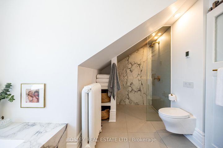 Photo 30 at 110 Grenadier Road, Swansea, Toronto