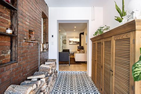 Photo 6 at 110 Grenadier Road, Swansea, Toronto