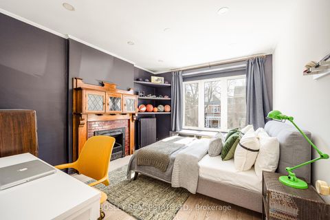 Photo 7 at 110 Grenadier Road, Swansea, Toronto