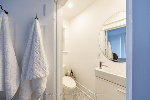 Photo 14 at 110 Grenadier Road, Swansea, Toronto