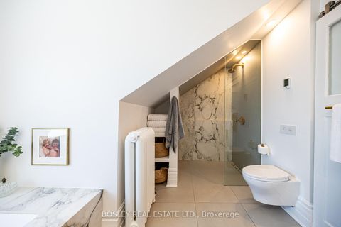 Photo 30 at 110 Grenadier Road, Swansea, Toronto