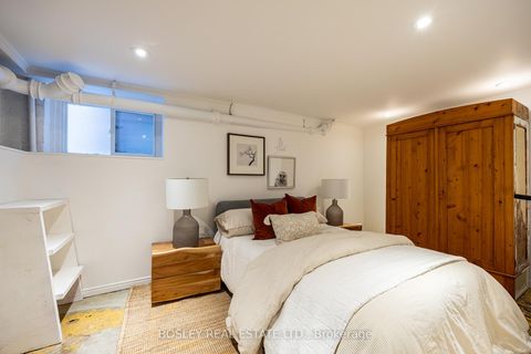 Photo 39 at 110 Grenadier Road, Swansea, Toronto