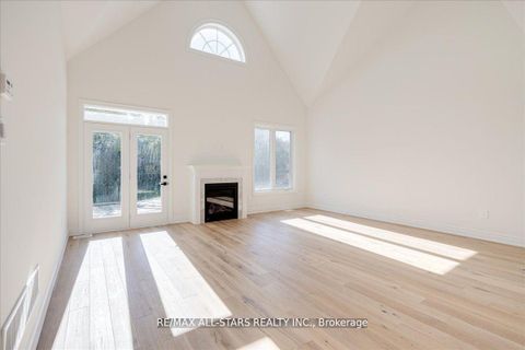 Photo 17 at 59 Stadacona Avenue, Sutton & Jackson's Point, Georgina