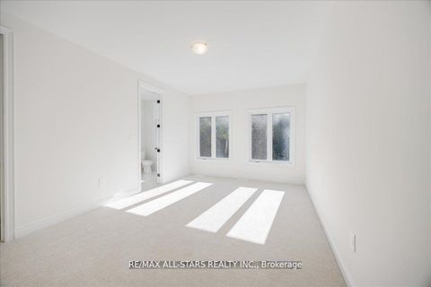 Photo 21 at 59 Stadacona Avenue, Sutton & Jackson's Point, Georgina