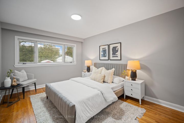 Photo 15 at 121 Elvaston Drive, Victoria Village, Toronto