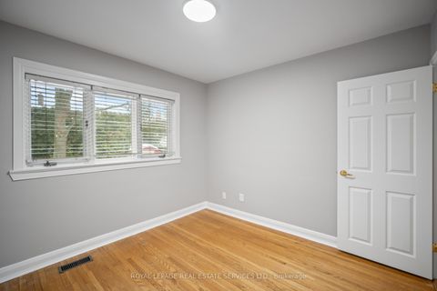 Photo 18 at 121 Elvaston Drive, Victoria Village, Toronto