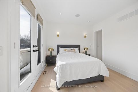 Photo 19 at 1202 Avenue Road, Lawrence Park South, Toronto