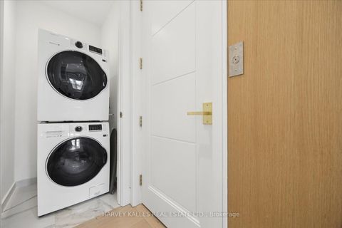 Photo 31 at 1202 Avenue Road, Lawrence Park South, Toronto