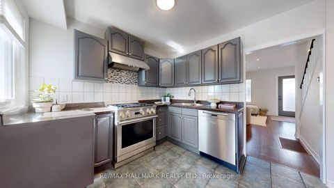 Photo 6 at 15A Myrtle Avenue, South Riverdale, Toronto