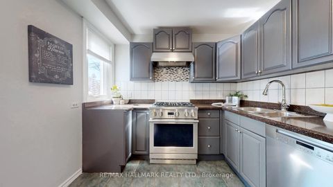 Photo 7 at 15A Myrtle Avenue, South Riverdale, Toronto