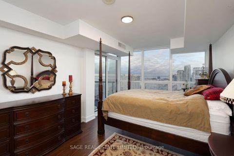 Photo 8 at 3712 - 19 Grand Trunk Crescent, Waterfront Communities C1, Toronto