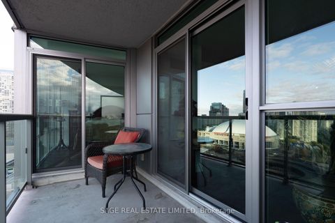 Photo 15 at 3712 - 19 Grand Trunk Crescent, Waterfront Communities C1, Toronto