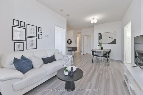 Photo 7 at 101 - 151 Upper Duke Crescent, Unionville, Markham