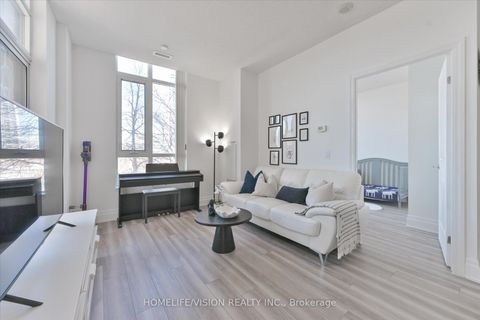 Photo 8 at 101 - 151 Upper Duke Crescent, Unionville, Markham