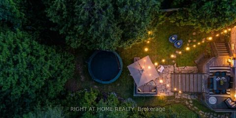 Photo 1 at 7 Banbury Court, Aurora Highlands, Aurora