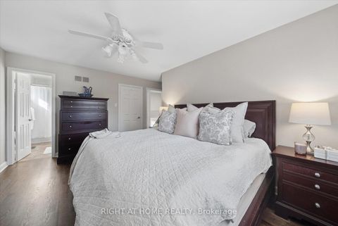 Photo 14 at 7 Banbury Court, Aurora Highlands, Aurora