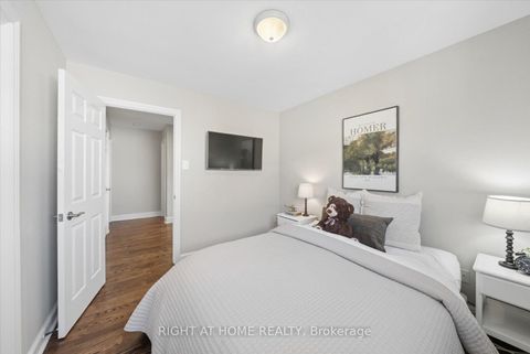 Photo 20 at 7 Banbury Court, Aurora Highlands, Aurora