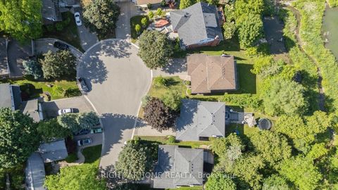 Photo 29 at 7 Banbury Court, Aurora Highlands, Aurora