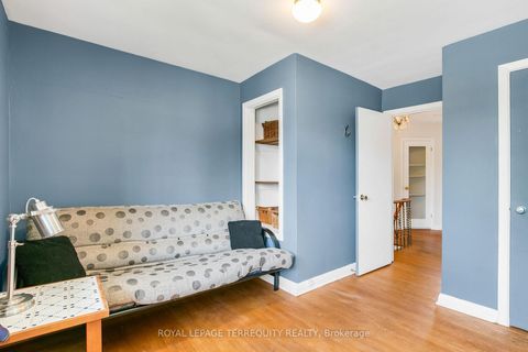 Photo 26 at 11 Urbandale Avenue, Newtonbrook East, Toronto