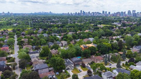 Photo 47 at 11 Urbandale Avenue, Newtonbrook East, Toronto