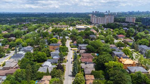 Photo 48 at 11 Urbandale Avenue, Newtonbrook East, Toronto