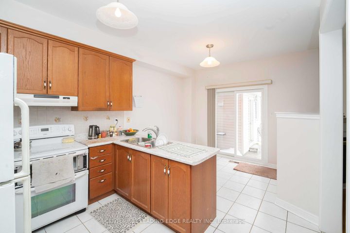 Photo 6 at 21 Summerlea Street, Middlefield, Markham