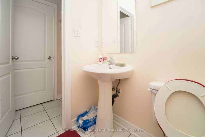Photo 14 at 21 Summerlea Street, Middlefield, Markham