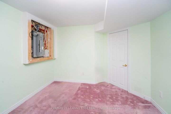 Photo 25 at 21 Summerlea Street, Middlefield, Markham