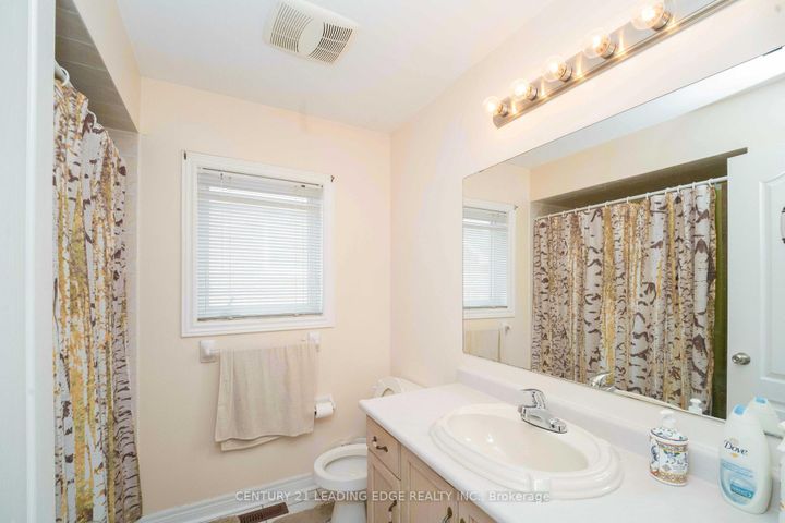 Photo 38 at 21 Summerlea Street, Middlefield, Markham
