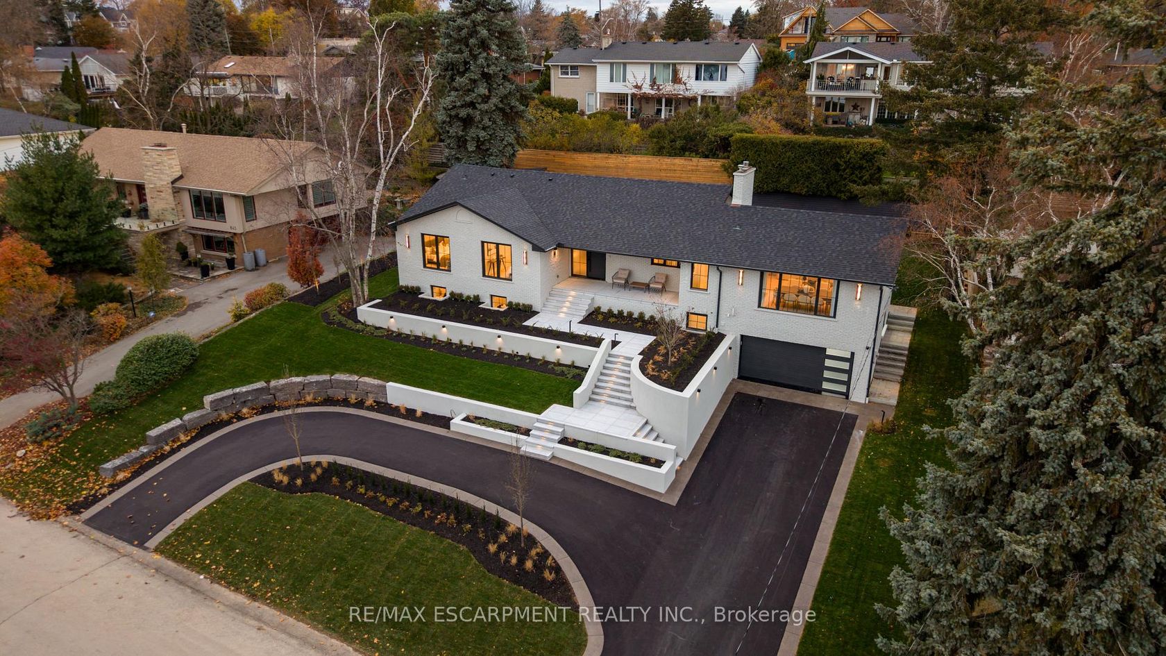 841 Danforth Place, Bayview, Burlington 