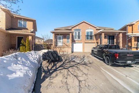 Photo 1 at 75 Corkwood Crescent, Maple, Vaughan