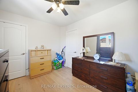 Photo 23 at 75 Corkwood Crescent, Maple, Vaughan