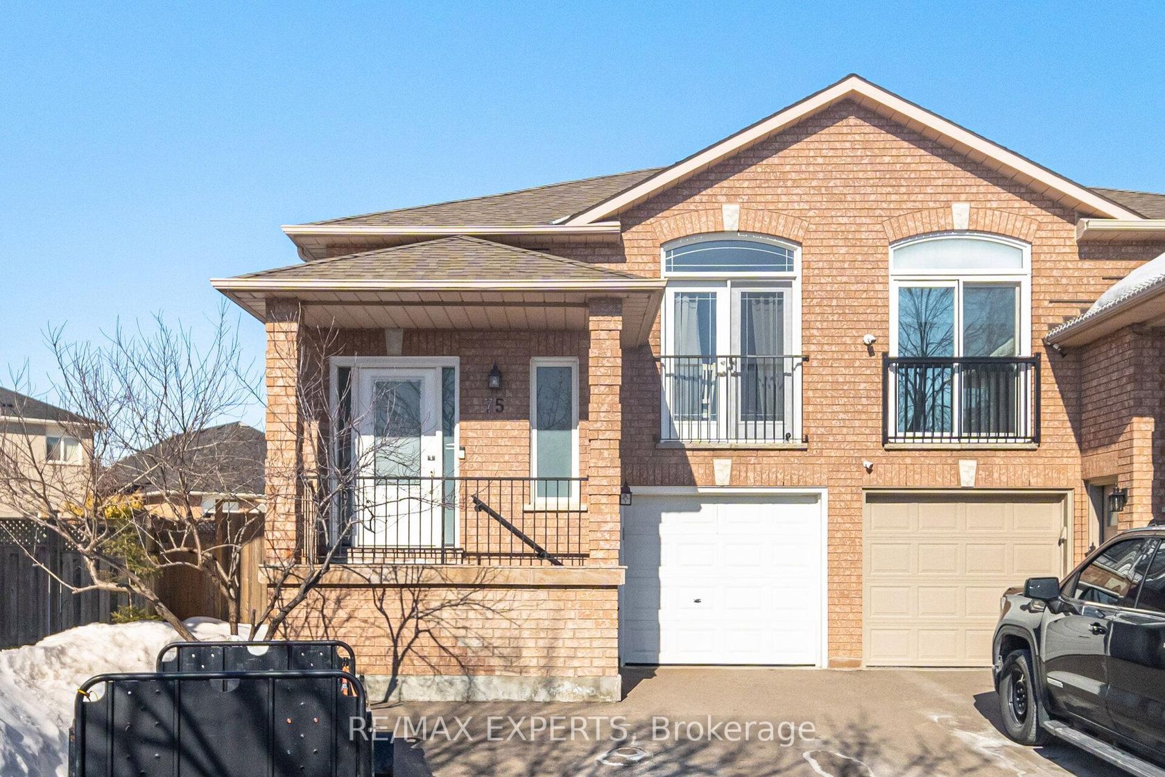 75 Corkwood Crescent, Maple, Vaughan photo number 2