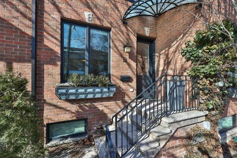 Photo 2 at 52 Shaftesbury Avenue, Moore Park, Toronto