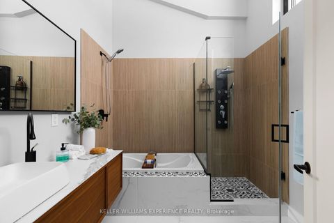 Photo 10 at 236 Cox Mill Road, Painswick North, Barrie