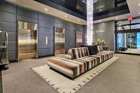 Photo 3 at 3603 - 290 Adelaide Street W, Waterfront Communities C1, Toronto