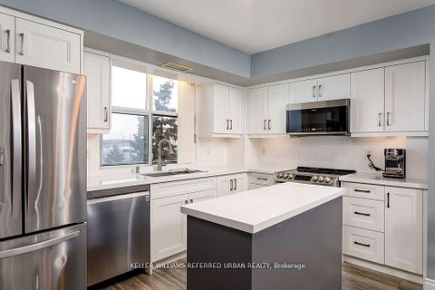 Photo 3 at 317 - 2500 Rutherford Road, Maple, Vaughan