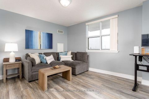 Photo 10 at 317 - 2500 Rutherford Road, Maple, Vaughan