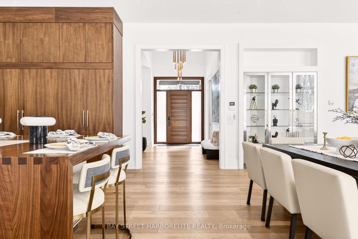 Photo 4 at 1261 Pinegrove Road, WO West, Oakville