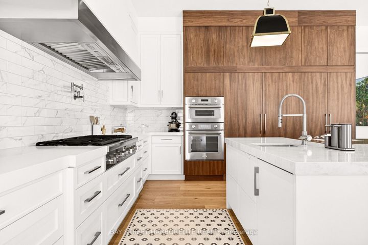 Photo 8 at 1261 Pinegrove Road, WO West, Oakville