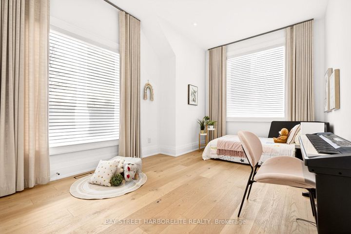 Photo 31 at 1261 Pinegrove Road, WO West, Oakville