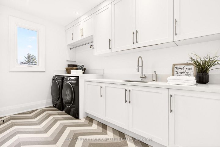 Photo 34 at 1261 Pinegrove Road, WO West, Oakville