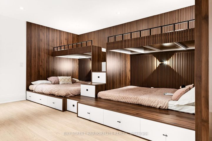 Photo 40 at 1261 Pinegrove Road, WO West, Oakville