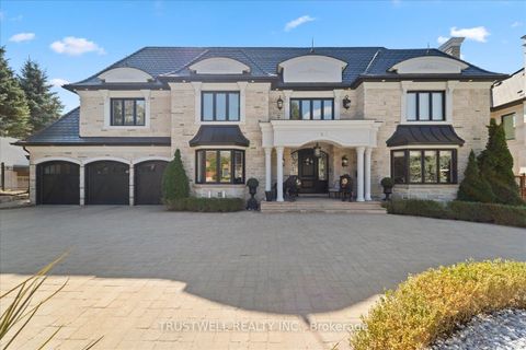 Photo 2 at 5 Royal Oak Drive, York Mills, Toronto