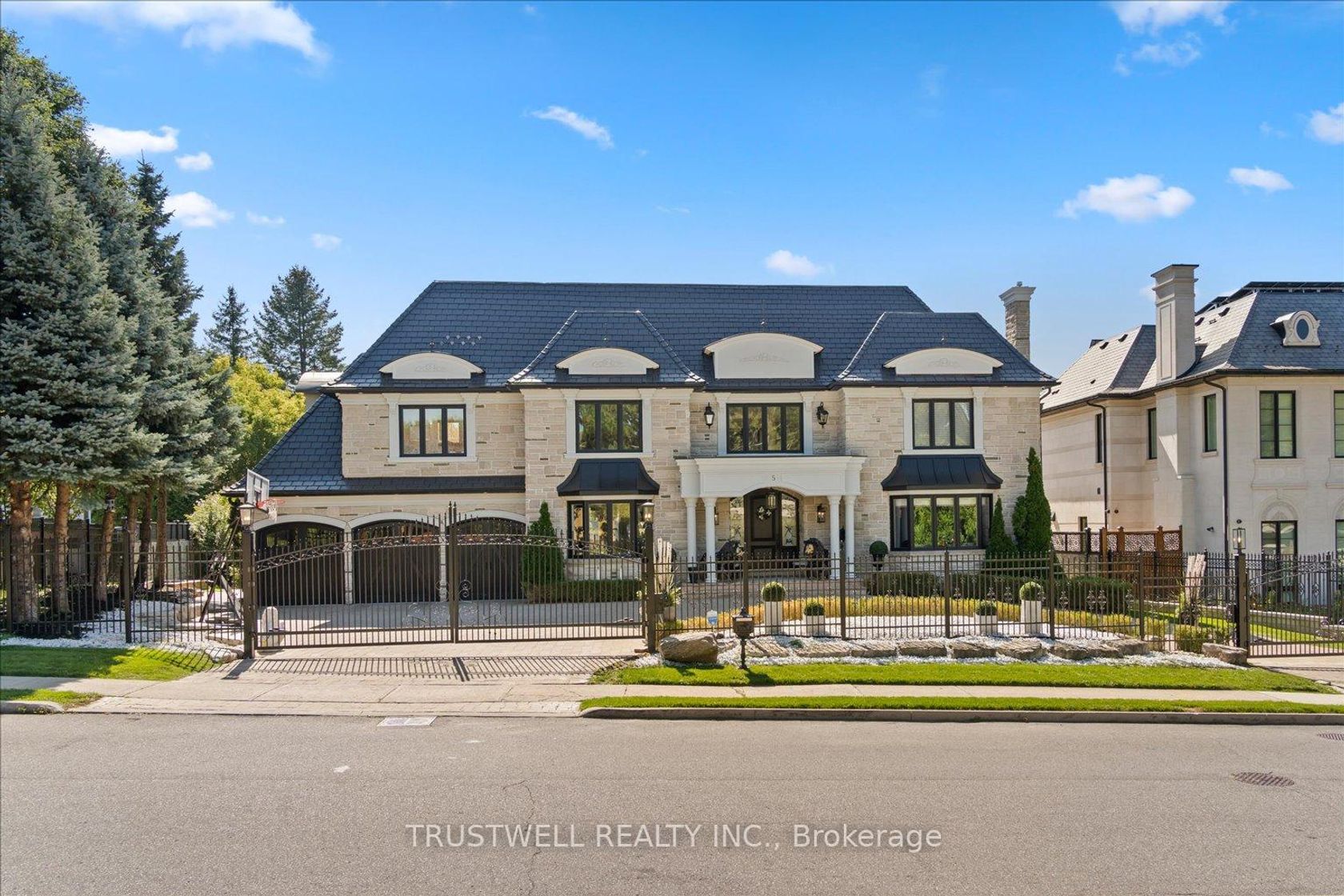 5 Royal Oak Drive, York Mills, Toronto 