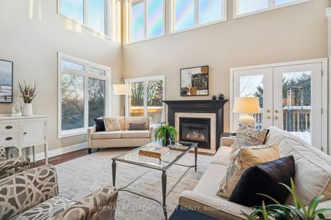 Photo 9 at 440 Morley Cook Crescent, Wyndham, Newmarket